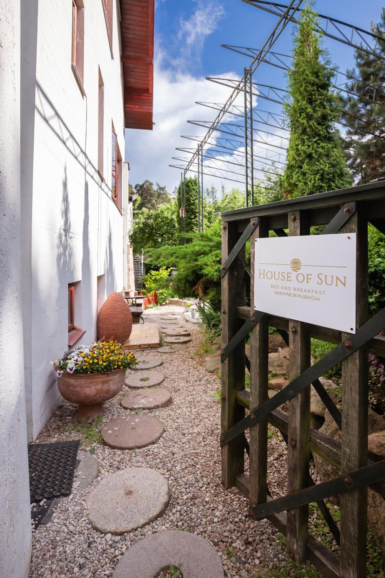 Bed and Breakfast House Of Sun Vilna Exterior foto